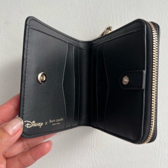 Disney X Kate Spade New York Minnie Mouse Zip Around Wallet - Picture 4 of 6